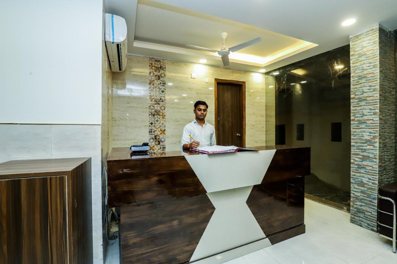 Hotel Moreton Igi Airport New Delhi Exterior photo