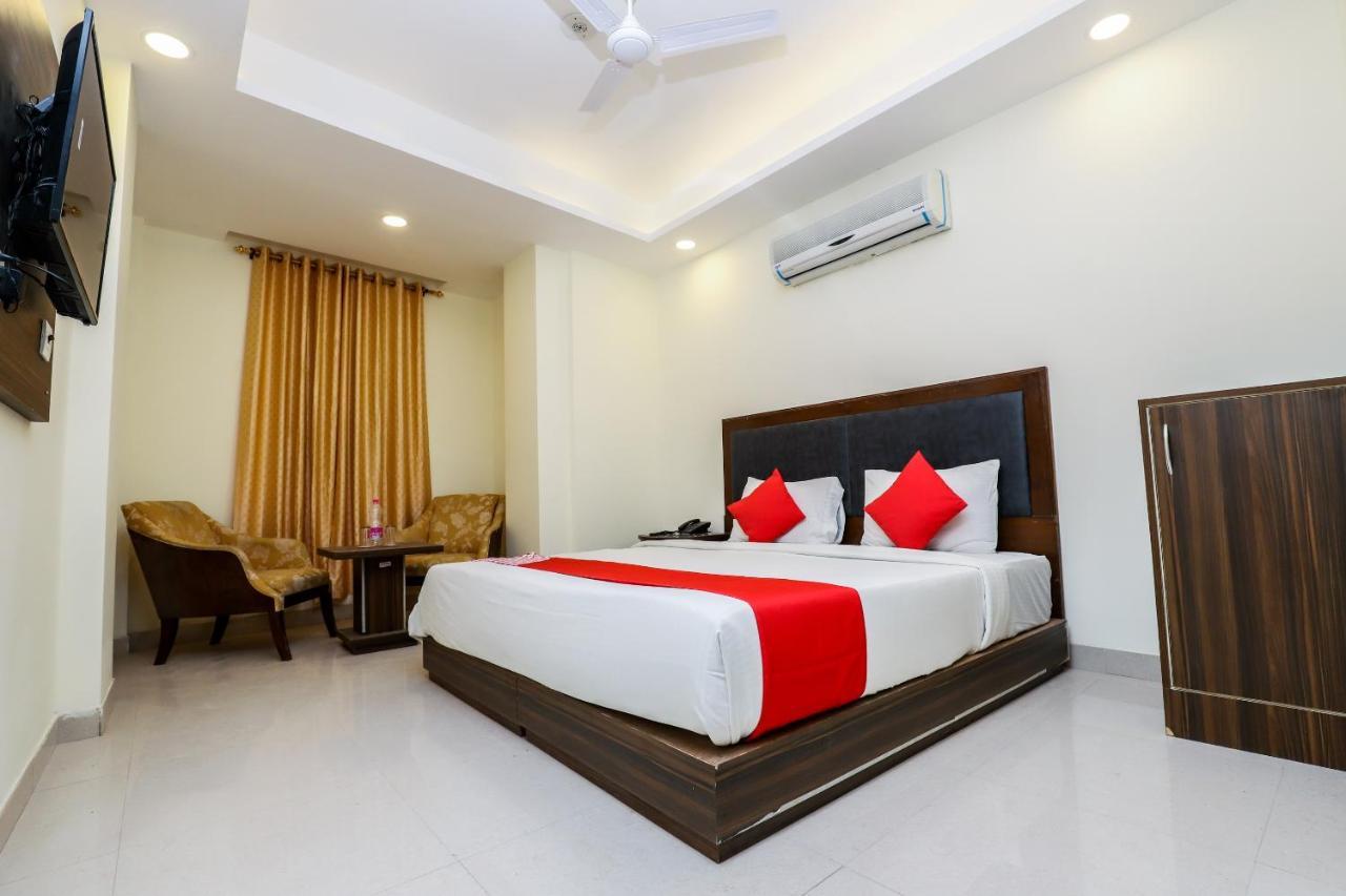 Hotel Moreton Igi Airport New Delhi Exterior photo